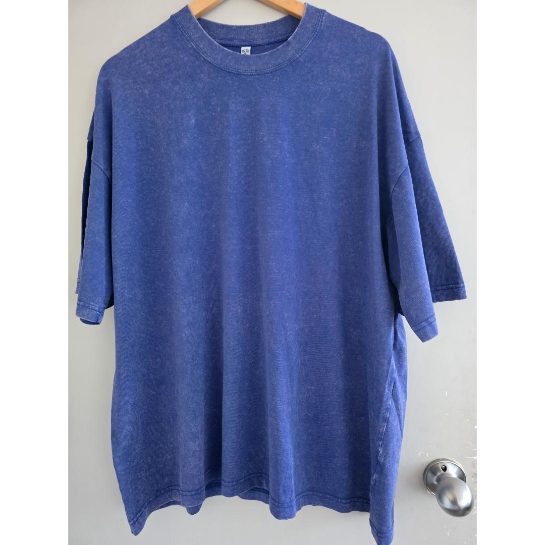 $1 res BRAND NEW High quality Blue Tshirt Carousel 2