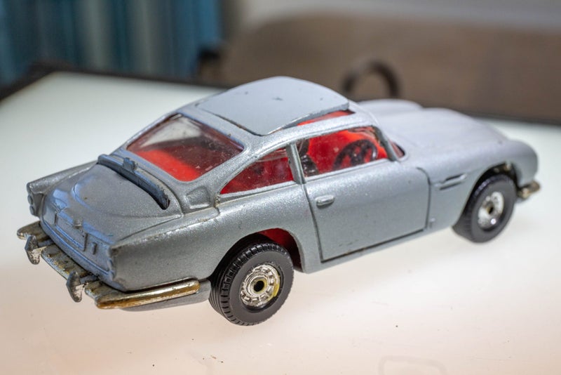 Aston Martin 007 Corgi toy Carousel 2