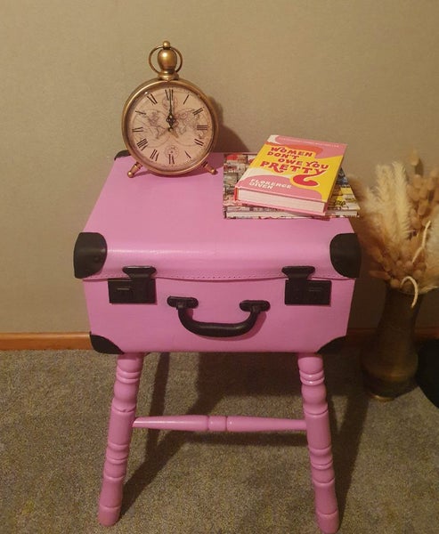 Retro bedside table Carousel 1
