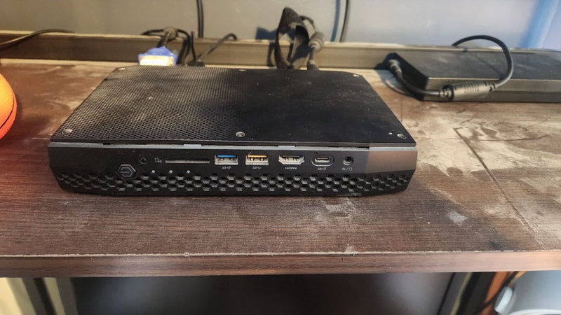 Gaming PC, Hades Canyon NUC Carousel 2