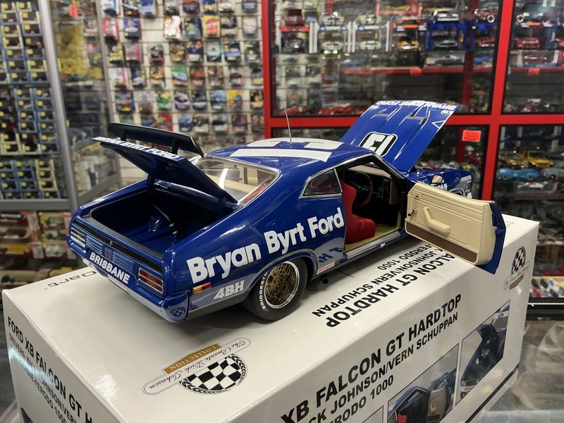 1/18 AUTO ART - FORD FALCON XB GT HARDTOP BATHURST 1977 JOHNSON/SCHUPPAN Carousel 6