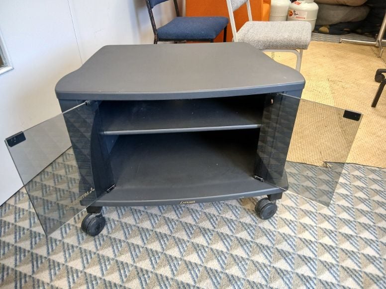 TV CABINET - MITSUBUSHI Carousel 1