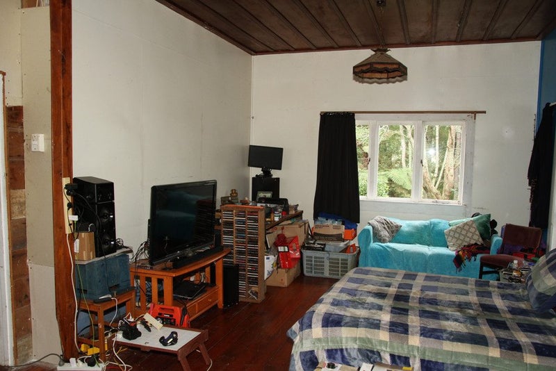 Image 3 of 14
