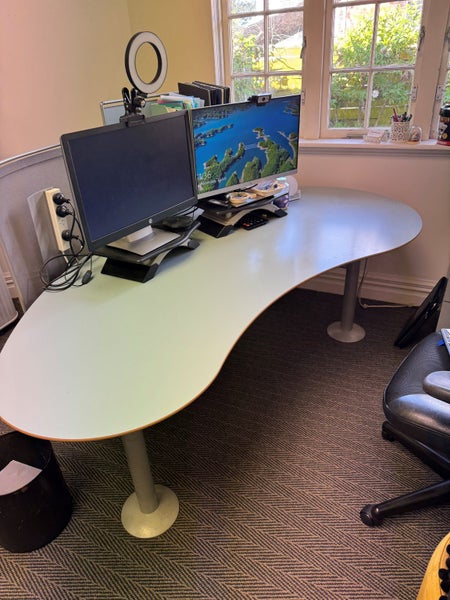 office desk Carousel 1