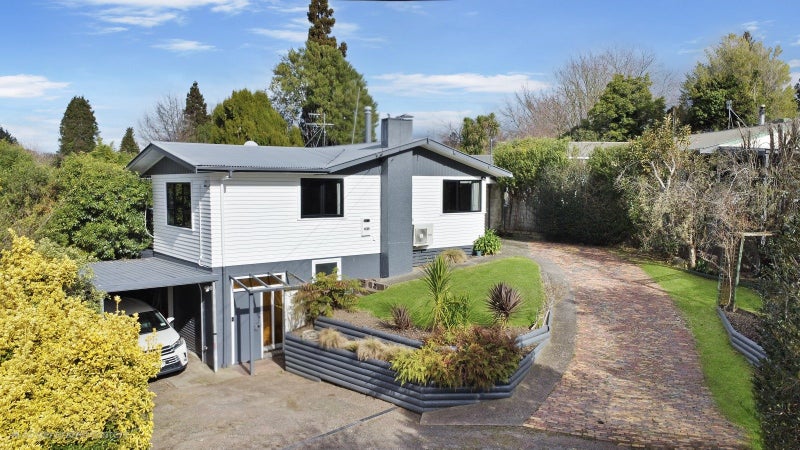 Image 1 of 20