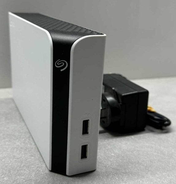 SEAGATE GAME DRIVE HUB FOR XBOX 8TB Carousel 1
