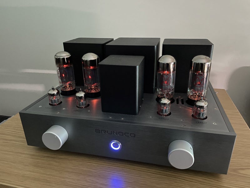 BRUNOCO Terra 6L6PP Stereo Tube integrated amp *List $6900 Carousel 1