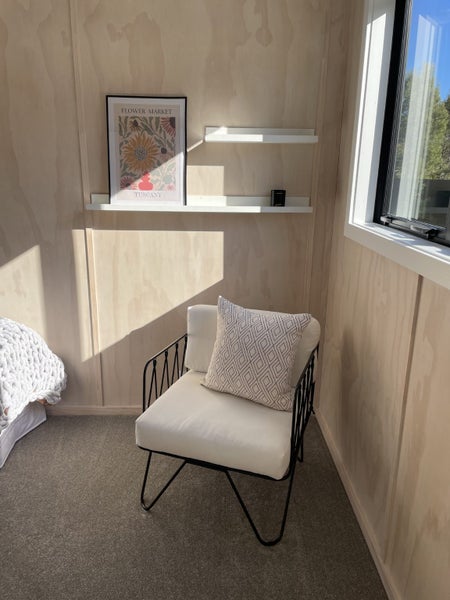 TINY HOUSE Carousel 15
