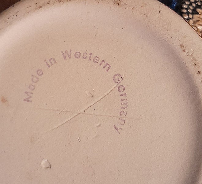 WINE PITCHER WEST GERMAN POTTERY ECHT ZINN ? MARZI & REMI C 1965-75 . Carousel 9