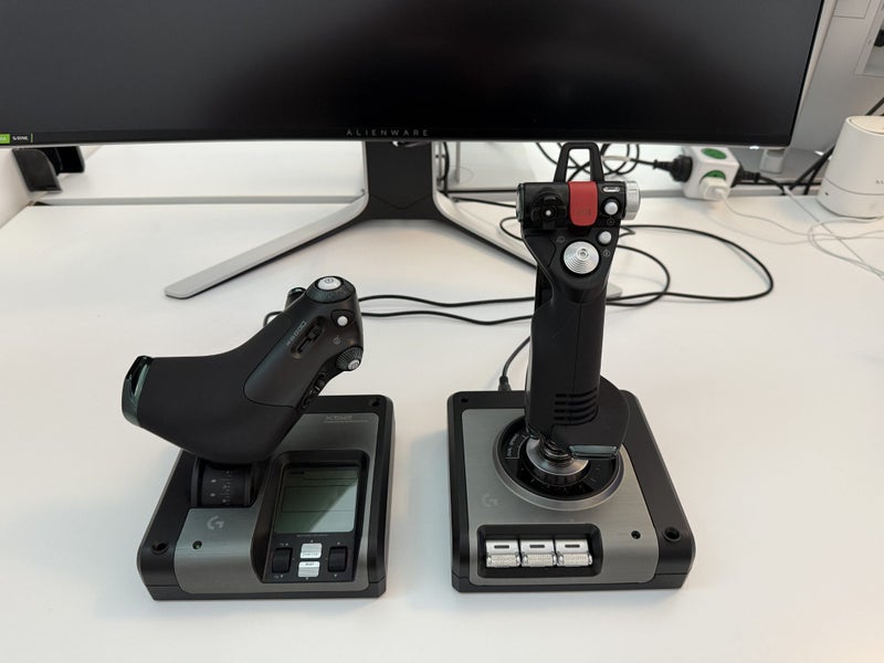 Logitech G X52 PRO HOTAS Flight Control System Carousel 2