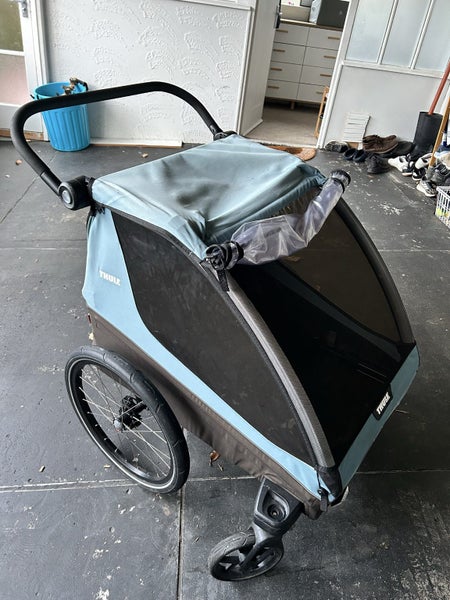 Thule Courier Bike Trailer & Pram — 2-Seater Carousel 1