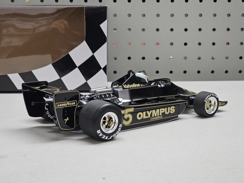 1/18 Lotus Ford 79 - 1978 Formula 1 Carousel 2