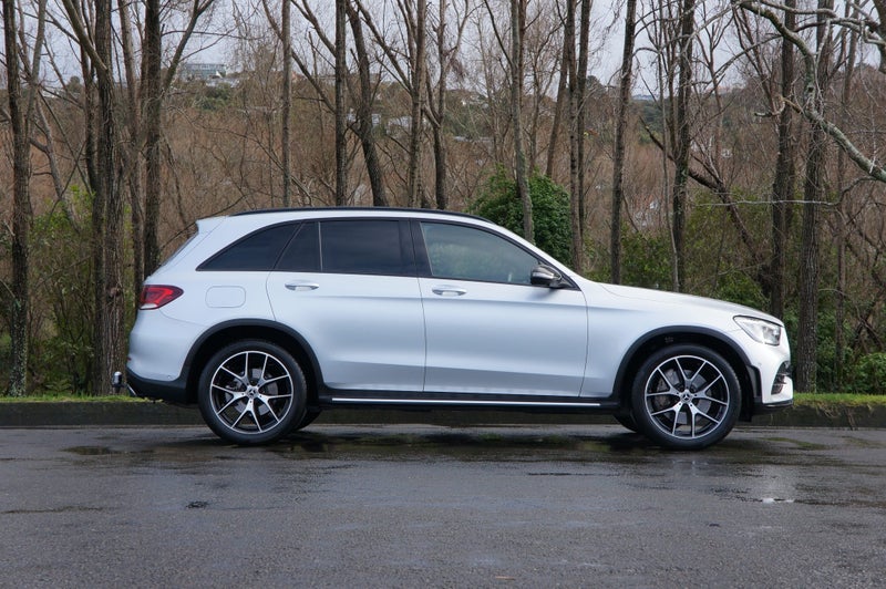 2019 Mercedes-Benz 300 GLC300 2.0p/4wd/9at63612879310466111