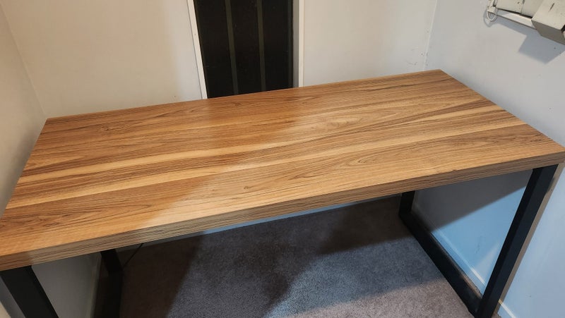 Good Desk **No Reserve Carousel 1