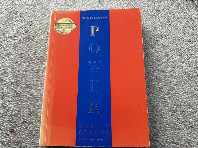 The 48 Laws of Power - Robert Greene Carousel 1