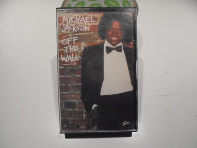 +-+-+ MICHAEL JACKSON - OFF THE WALL +-+-+ Carousel 1
