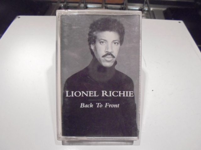 +-+-+ LIONEL RITCHIE - BACK TO FRONT +-+-+ Carousel 1