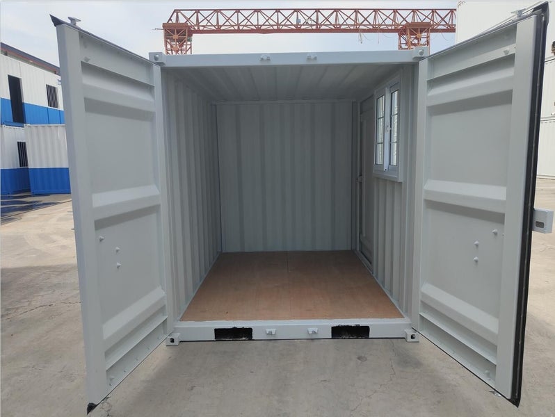 9FT A GRADE SHIPPING CONTAINER WITH SIDE DOOR AND WINDOW, $425064142327450754111
