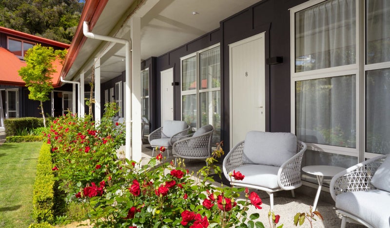 Ratanui Lodge Carousel 7