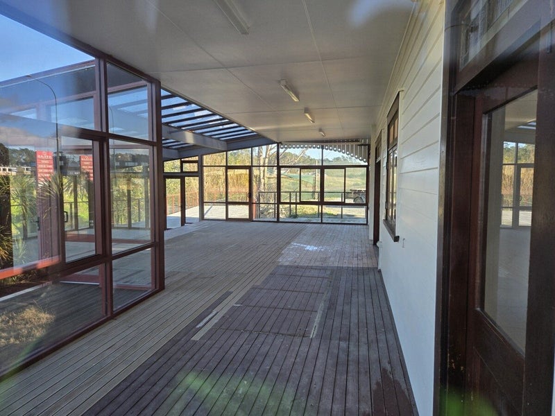 gallery carousel 5