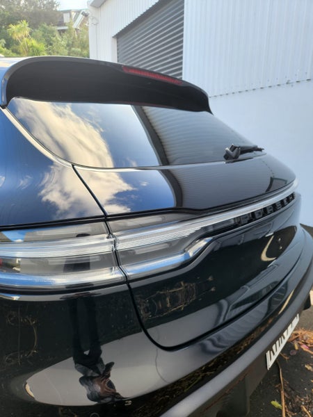 2022 Porsche Macan63612880105731113