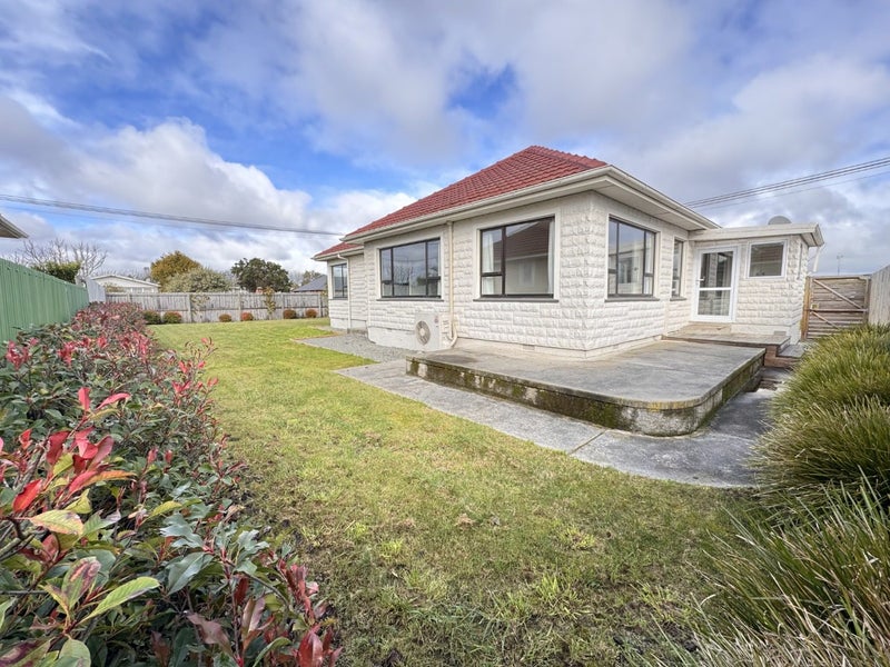 Image 1 of 20