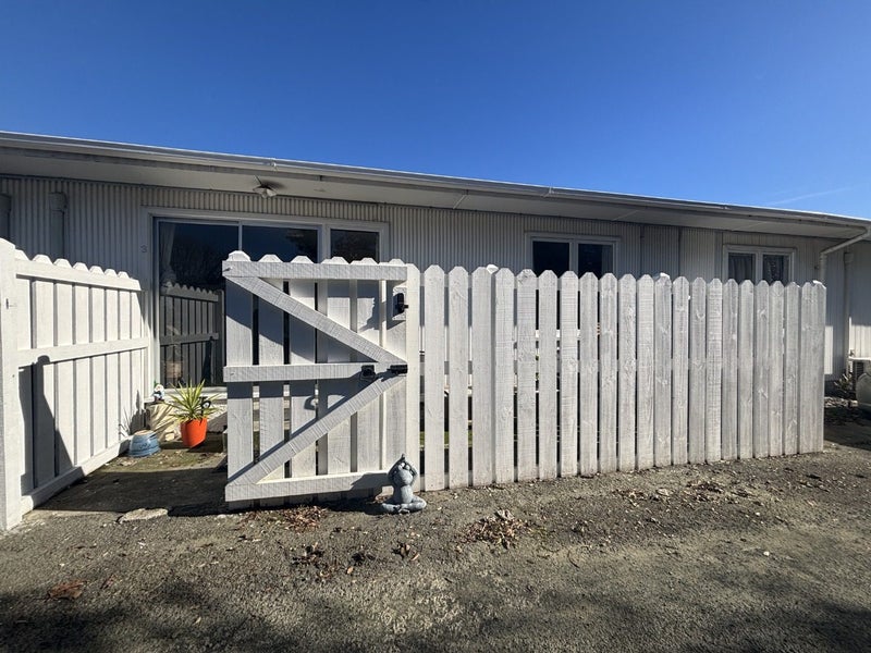 Image 1 of 9