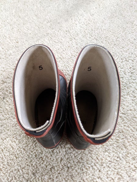 Skellerup Red Band Junior Size 5 Gumboots Carousel 2