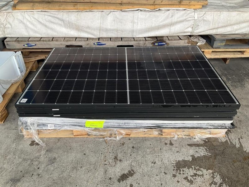 Solar Panels 1760x1130 (9x) Carousel 1
