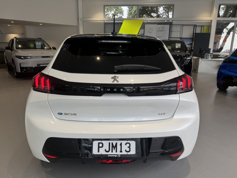 2022 Peugeot 208 Gt Electric 50Kwh63612880441603113
