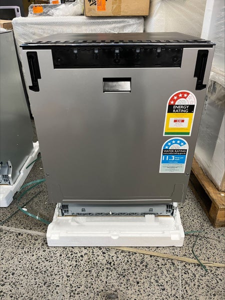 Smeg 60cm Fully Integrated Dishwasher DWAFI6224-4 Carousel 1