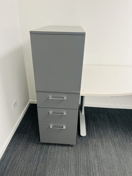 Energy 7 personal storage unit, good condition, quick sale wanted Carousel 2