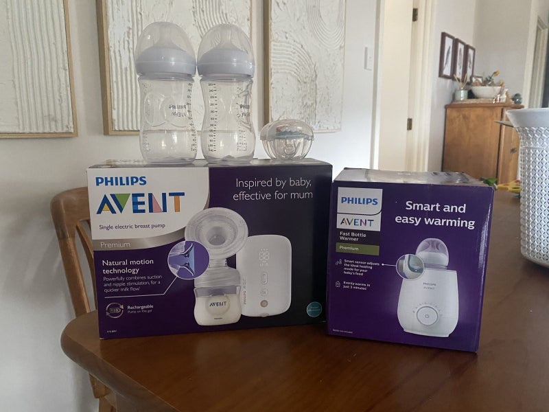 Brand new Avent Philips Breast Pump and Bottle Warmer + bottles and pacifiers Carousel 1