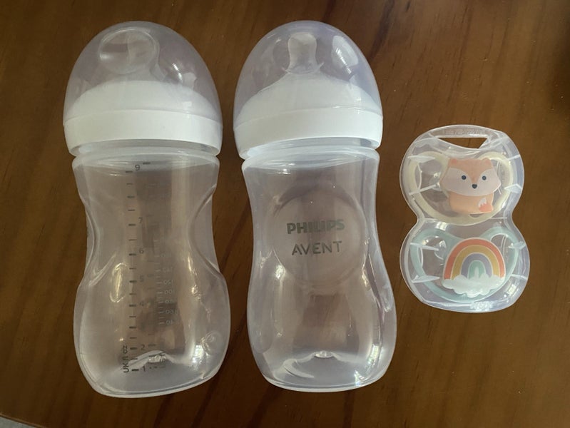 Brand new Avent Philips Breast Pump and Bottle Warmer + bottles and pacifiers Carousel 4