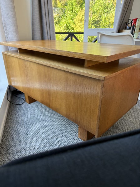 LINEAR MID-CENTURY DANISH FREESTANDING DESK Carousel 7