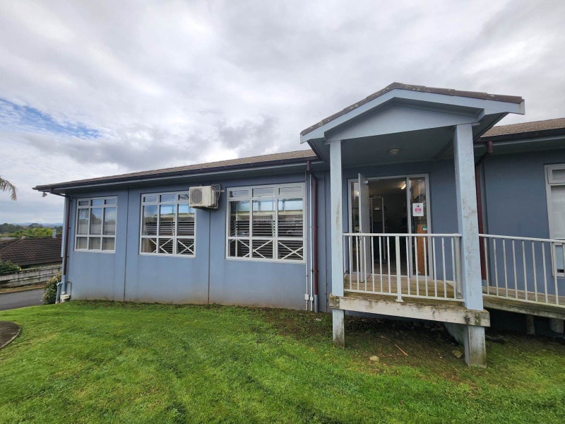 OFFICE OR DESTINATION RETAIL63613555297537111