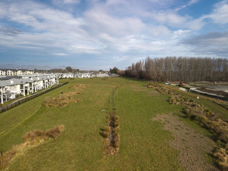 Where Lifestyle Starts with Land!64624589563649114