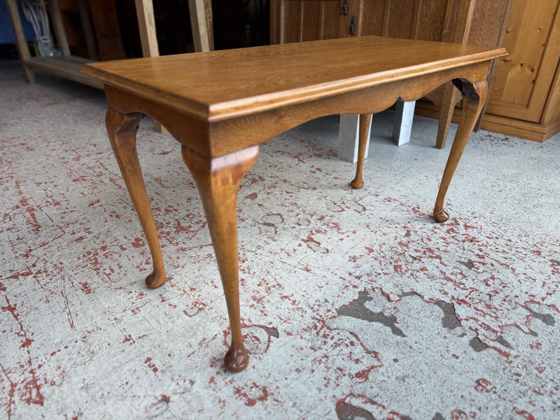 A Vintage Solid Oak Cabriole Legs Coffee Table Carousel 14