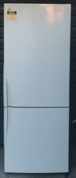 Westinghouse 400L Fridges Freezer Carousel 1