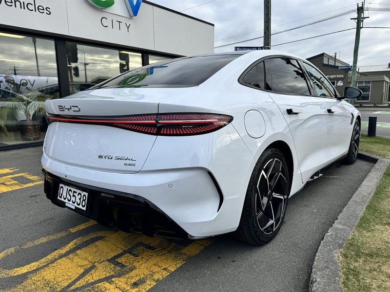 2024 BYD Seal PERFORMANCE AWD63612882549763112