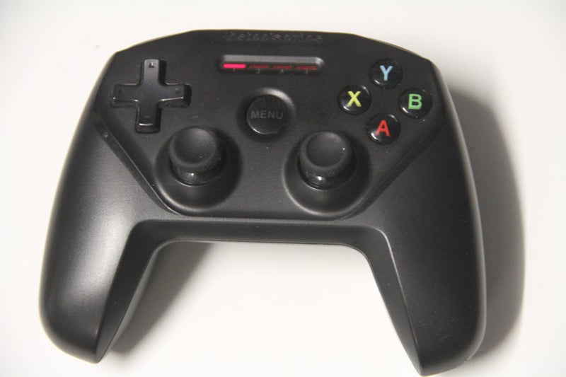 Nimbus Steel series Apple Gaming Controller Carousel 1