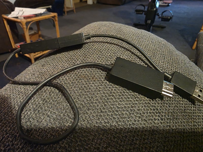 Microsoft Wireless Display Adapter - USB/HDMI Display Adapter Carousel 1