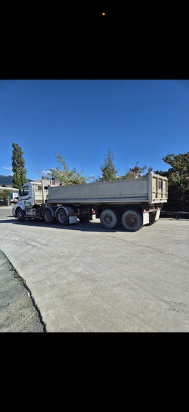 Adam & Currie 2axle asphalt tipulator63612883030529113