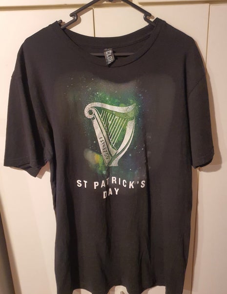Mens St Patricks day t shirt size Large Carousel 5