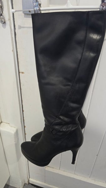 Mi Piaci Leather Knee-High Boots – Size 39 | Excellent Condition | $115 Carousel 2