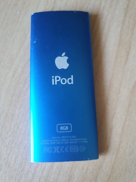 iPod Nano 4th Gen 8gb Carousel 3