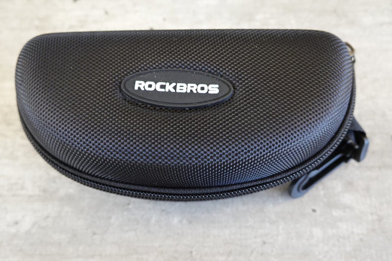 Yours sunglasses are expensive: LOOK AFTER THEM WITH A RUGGED HARD CASE Carousel 1