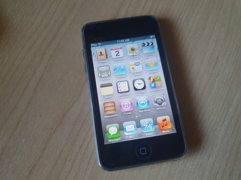 iPod Touch 3rd Gen 32gb Carousel 2