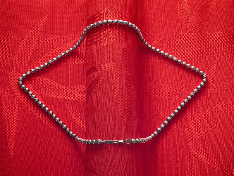 180% CAPITAL GAIN in 1 YEAR : Exquisitely crafted, 100% PURE PLATINUM Necklace Carousel 1