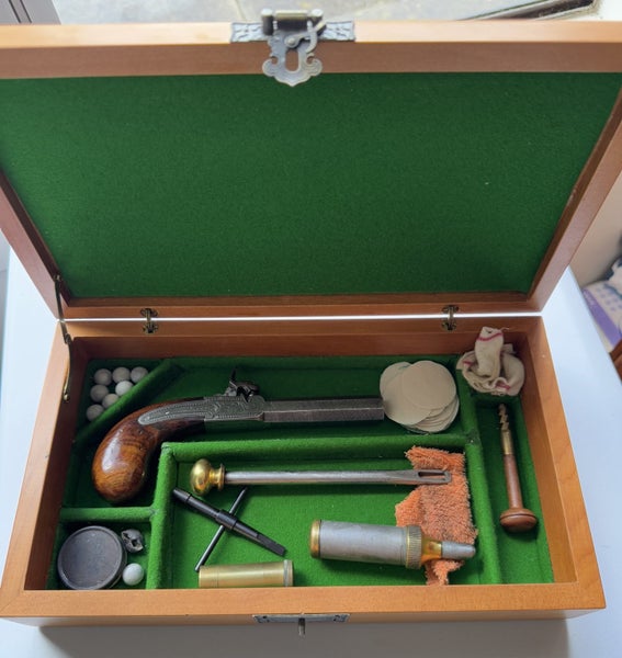 Screw off barrel percussion pistol Carousel 1